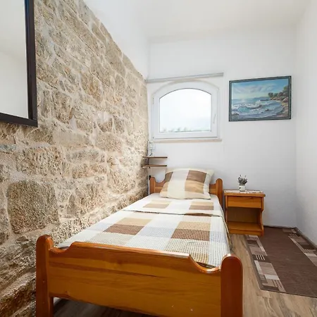 Rustical Stone Διαμέρισμα Πόρετς